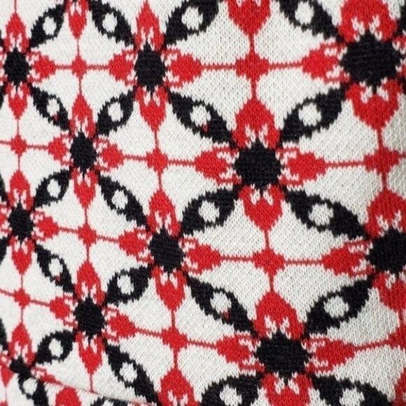 Amadi Empire Sleeveless Dress Red & White – Geometric Floral Pattern - Picture 8 of 12